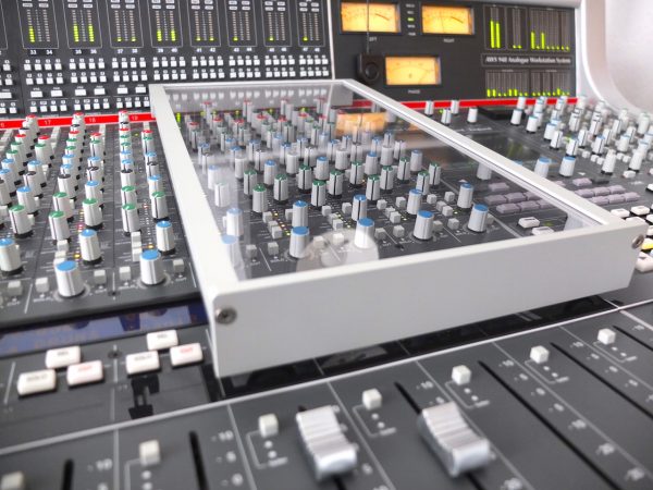 Script Tray for Solid State Logic AWS consoles